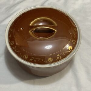 Elegant Brown Ceramic Casserole Dish